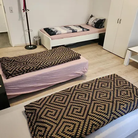 Md, 2 Doppelzimer Deluxe In Preis- Leistung , Eg, 1 Einelbett, 1 Qeensize Doppelbett 1 Romantikzimmer 79 Qm Апартаменты *