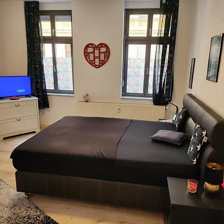 شقة Md, Deluxe In Preis- Leistung , Eg, 1 Einelbett, 1 Qeensize Doppelbett 1 Romantikzimmer 79 Qm