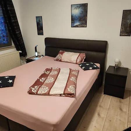 Md, Eg, Grosszuegige Zwischen Und Elbe, Super In Preis- Leistung, Zi 2 Qeensize Doppelbett Einzellbett, Zi 1 Romantikzimmer Franz Db, Wahlweise Mieten Fuer 1- 5 Gaeste Magdeburg