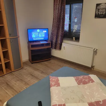 Md, Eg, Grosszuegige Zwischen Und Elbe, Super In Preis- Leistung, Zi 2 Qeensize Doppelbett Einzellbett, Zi 1 Romantikzimmer Franz Db, Wahlweise Mieten Fuer 1- 5 Gaeste Apartment