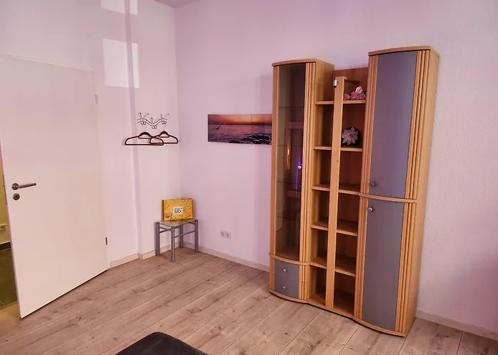 Md, 2 Doppelzimer Deluxe In Preis- Leistung , Eg, 1 Einelbett, 1 Qeensize Doppelbett 1 Romantikzimmer 79 Qm Апартаменты Магдебург