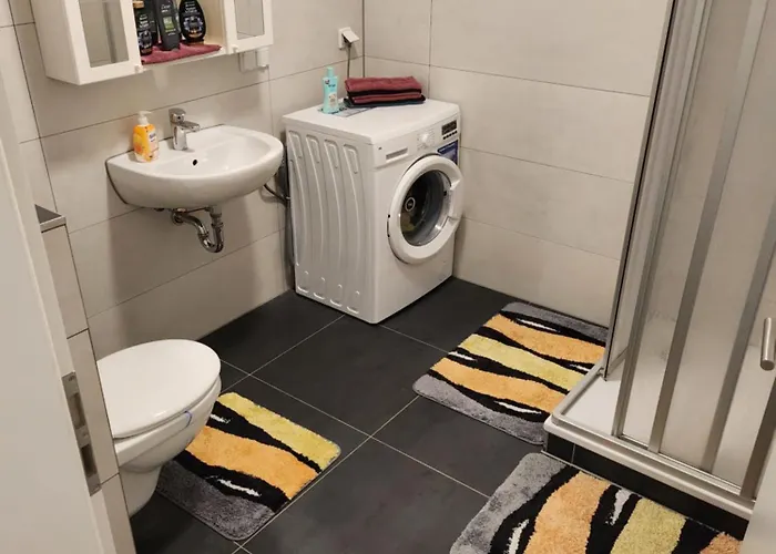 Апартаменты Md, 2 Doppelzimer Deluxe In Preis- Leistung , Eg, 1 Einelbett, 1 Qeensize Doppelbett 1 Romantikzimmer 79 Qm